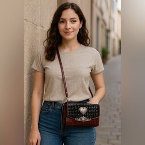 💕 Western Chic Heart Crossbody Wallet Purse